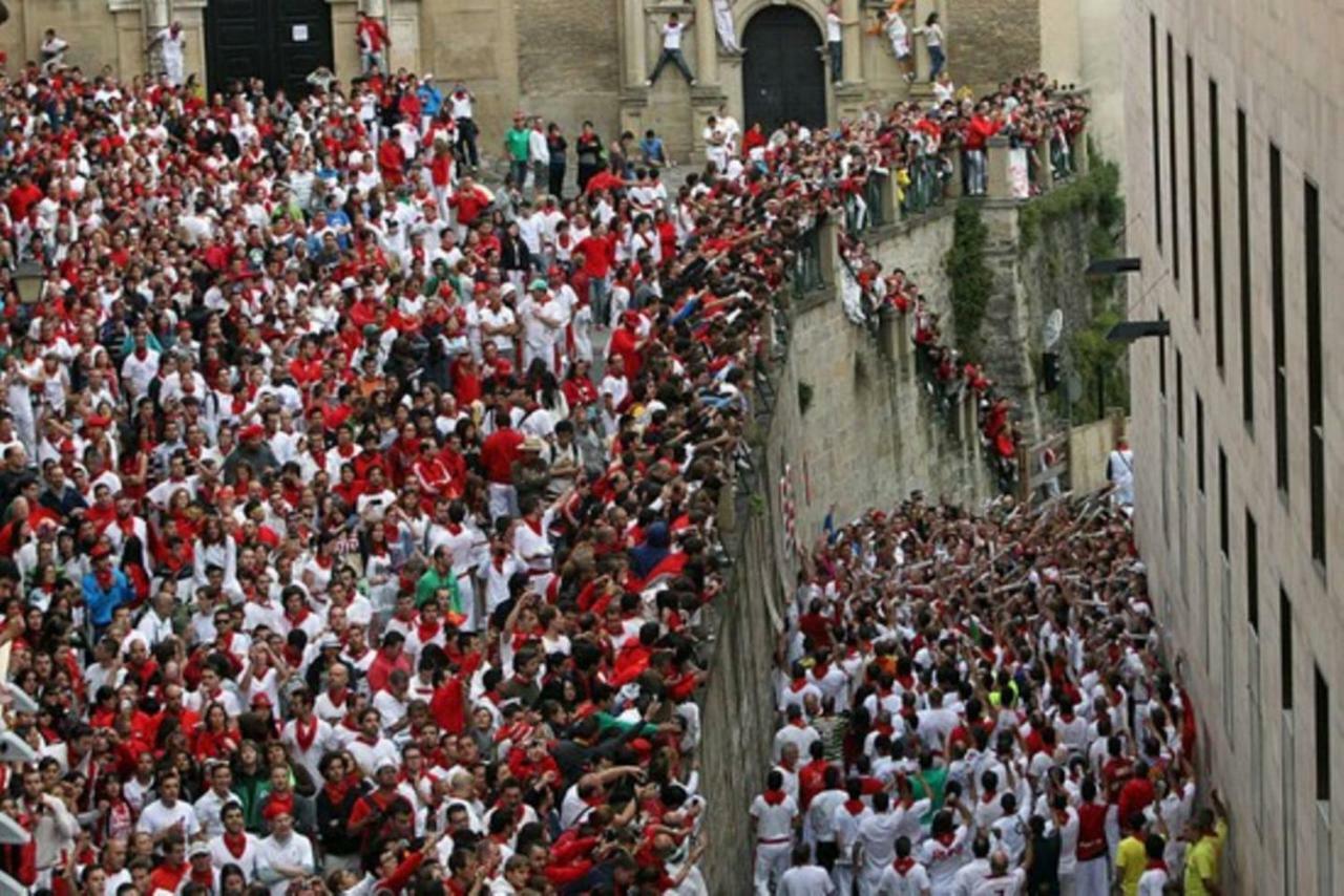 Ferienwohnung El Hogar De San Fermin Pamplona Exterior foto